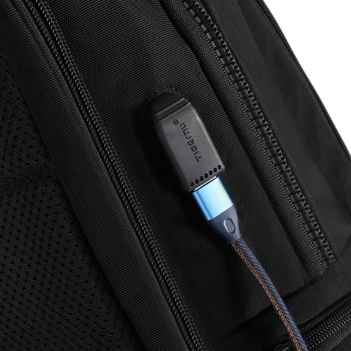 Mochila Ejecutiva Negra T-B3143XL