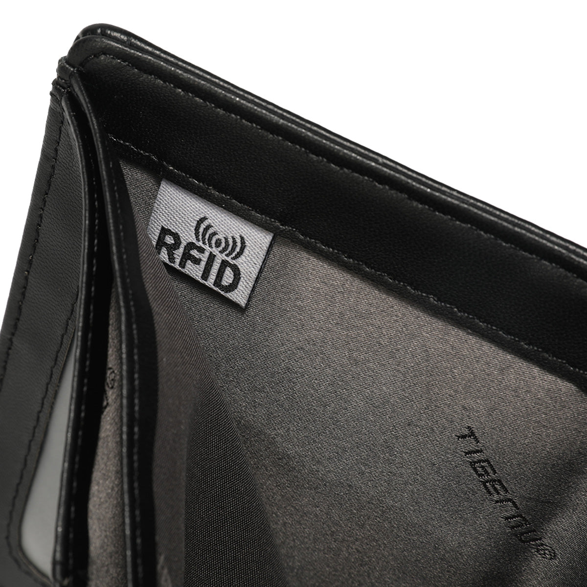 Billetera Ejecutiva Negra T-S8011