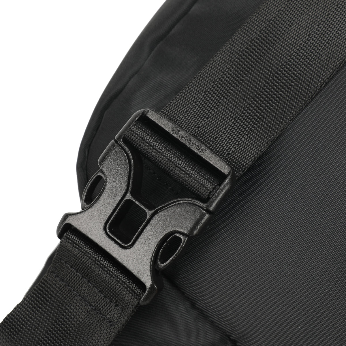 Banano Urbano Negro/Oliva T-S8621