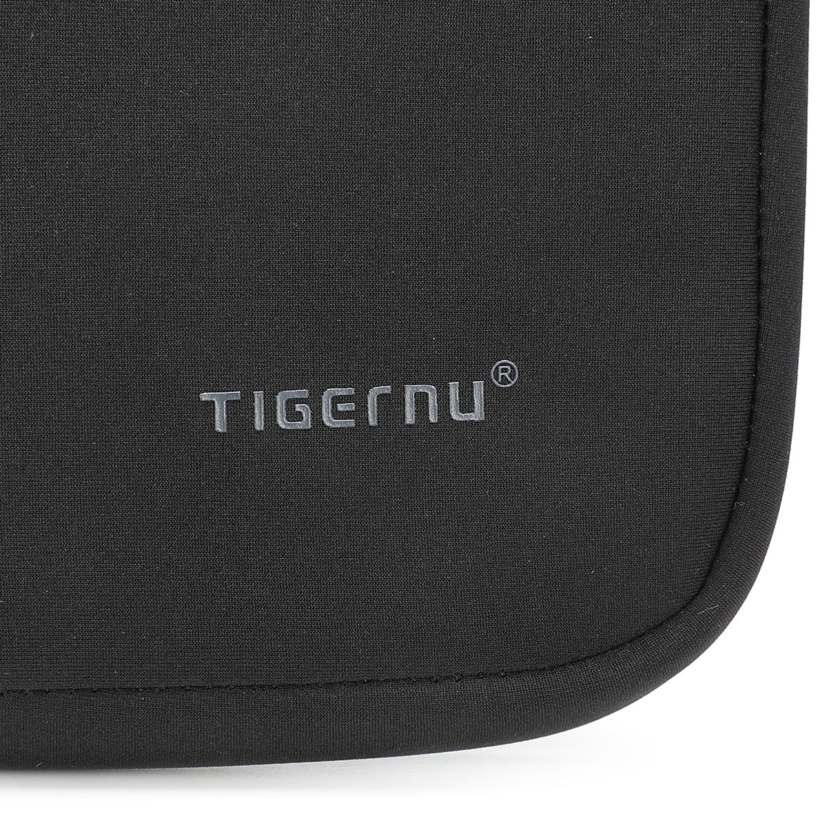 Funda Para Notebook Negra T-A001L
