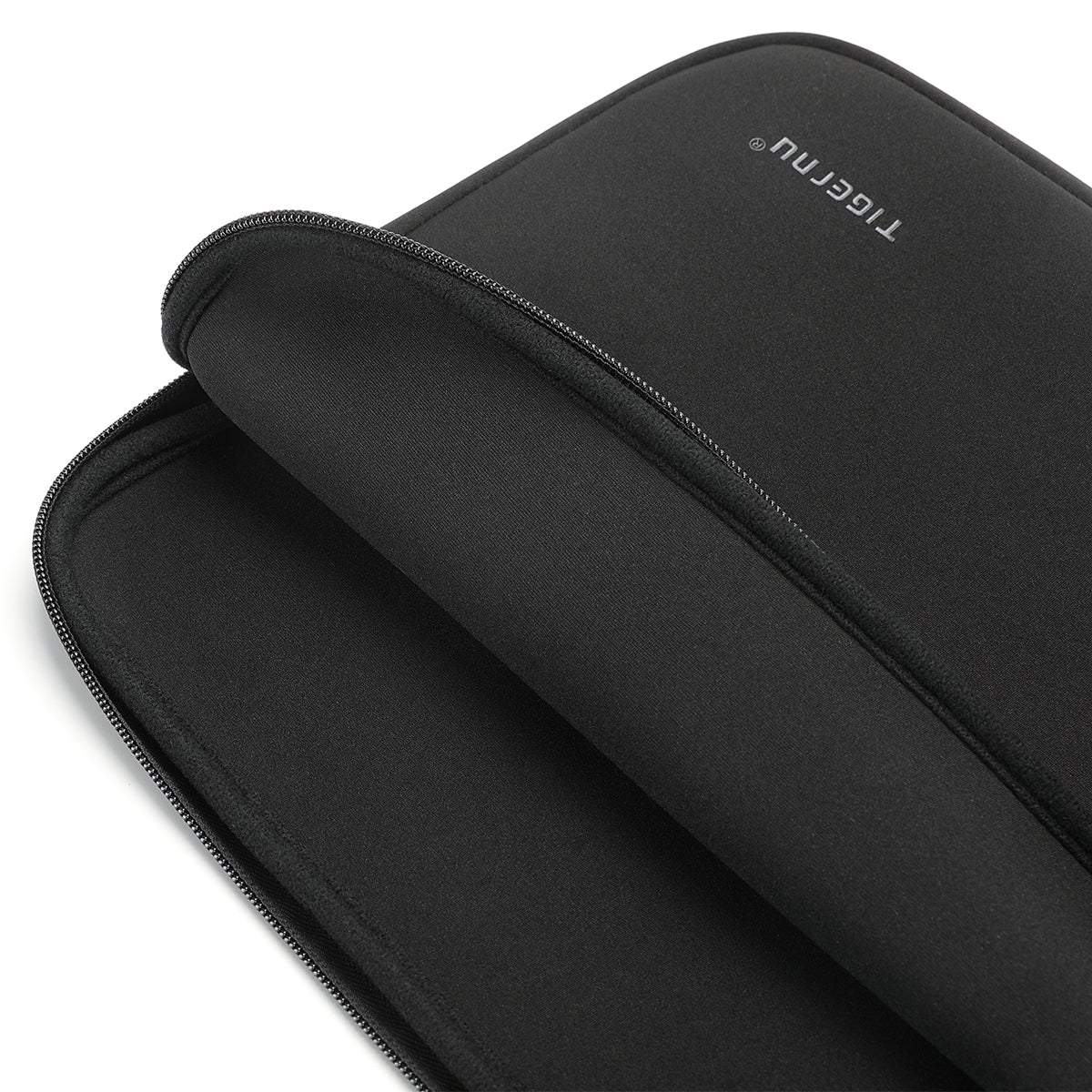 Funda Para Notebook Negra T-A001S