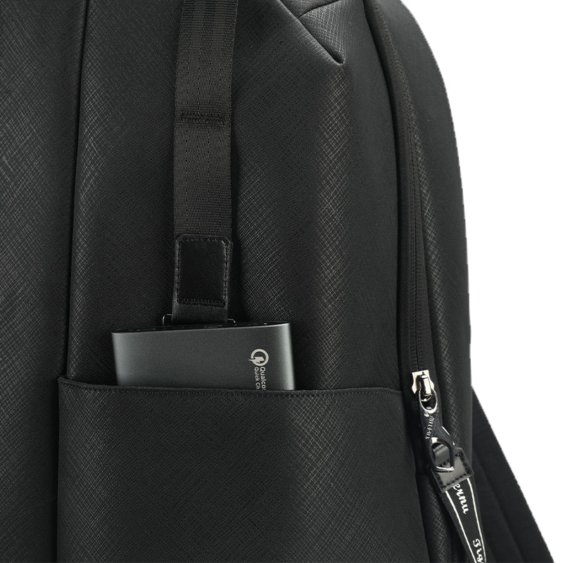 Mochila Urbana Negra T-B9050